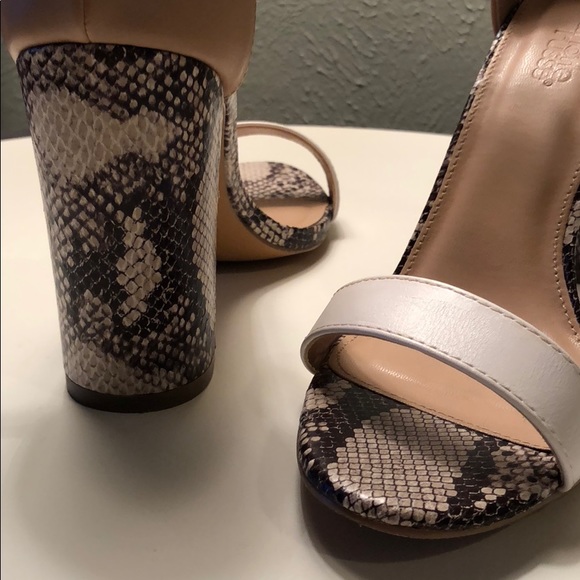 Heels - Picture 2 of 4